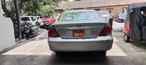 Toyota Camry 2004