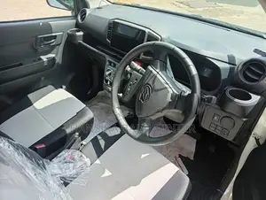 Daihatsu Mira L 2025