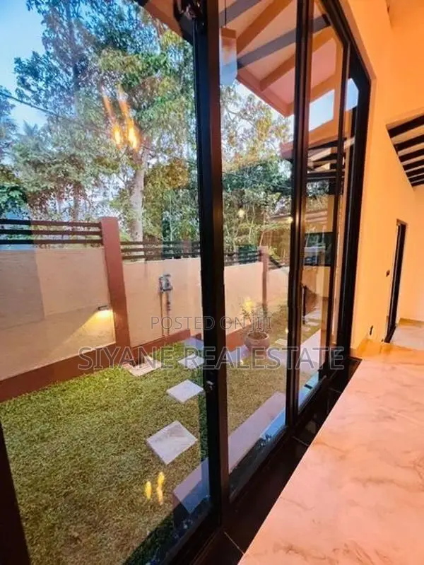 Very Beautiful Brand New Modern House for Sale in Kesbewa