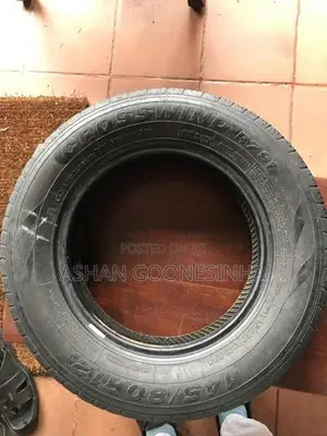 Tire 145 / 80 12