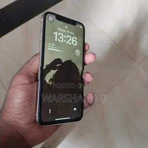 Apple iPhone X (Used)