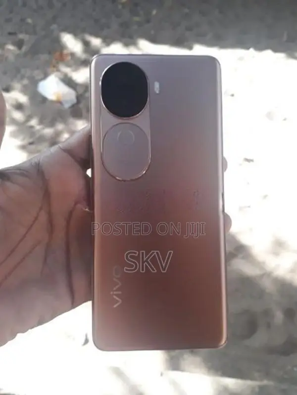 Vivo V40e (Used)