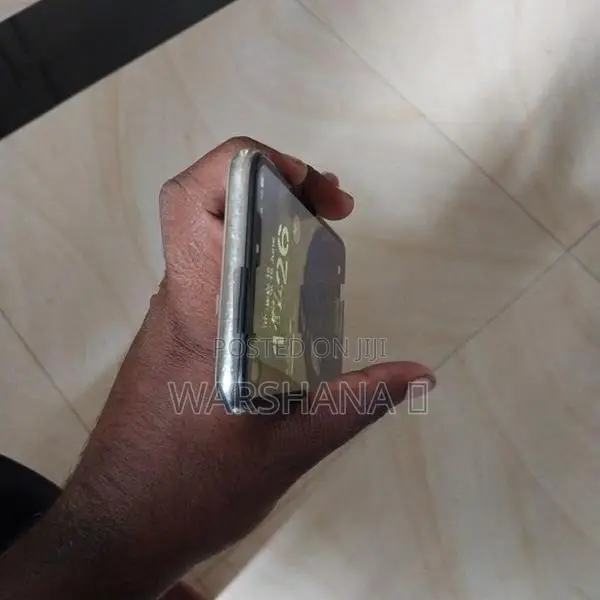 Apple iPhone X (Used)