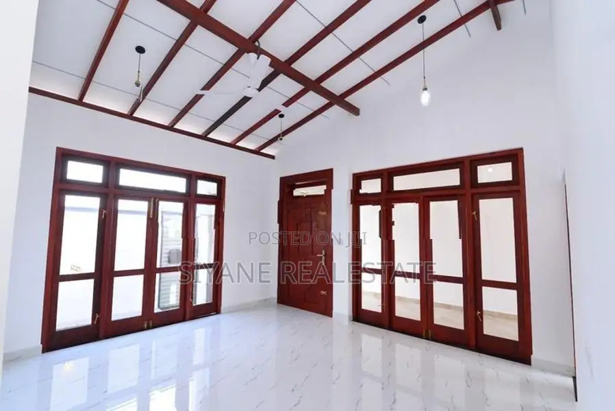 Brand New Modern Luxury House for Sale in Kahathuduwa