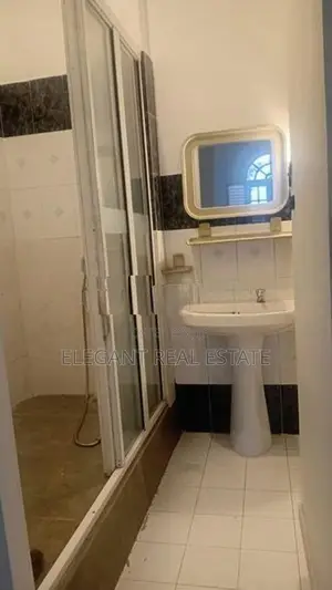Commercial Space for Rent in Thalawathugoda (a6167)