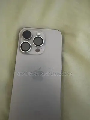Apple iPhone 15 Pro (Used)