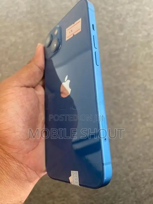 Apple iPhone 13 128GB (Used)