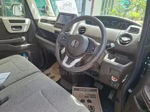 Honda N-Box G 2023