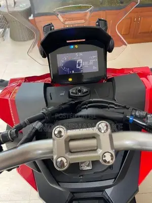 Honda ADV 160 2025