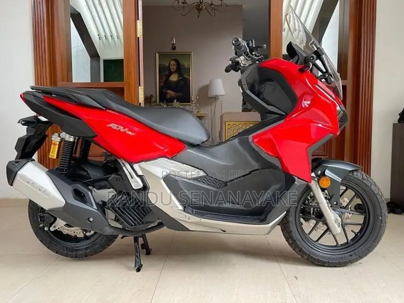 Honda ADV 160 2025