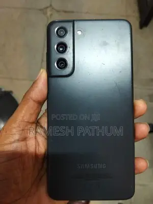Samsung Galaxy S21 FE (Used)