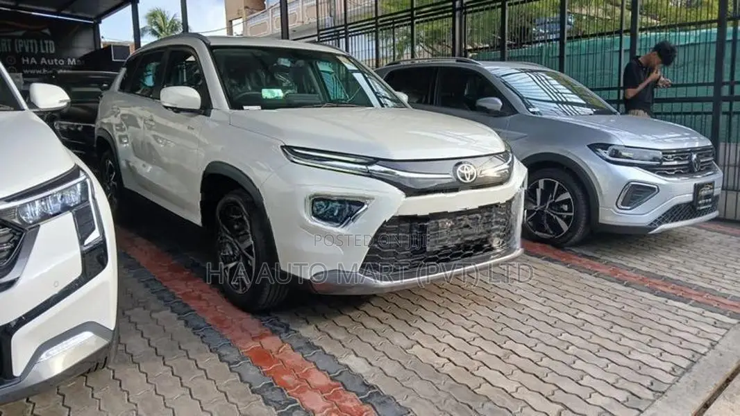 Toyota Hyryder V Urban Cruiser 2026