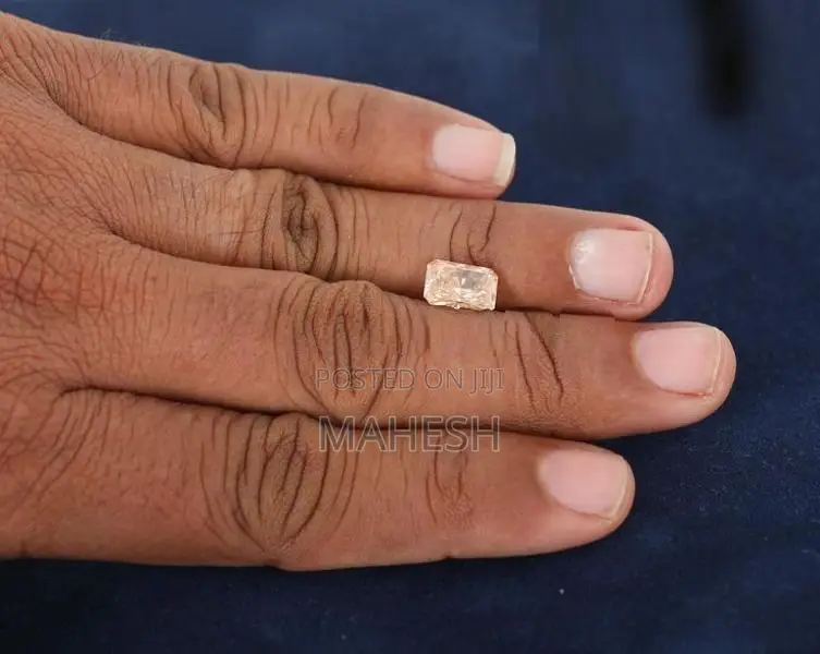 Lab Grown Diamond Vivid Pink