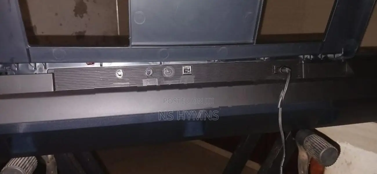 Yamaha PSR E -373