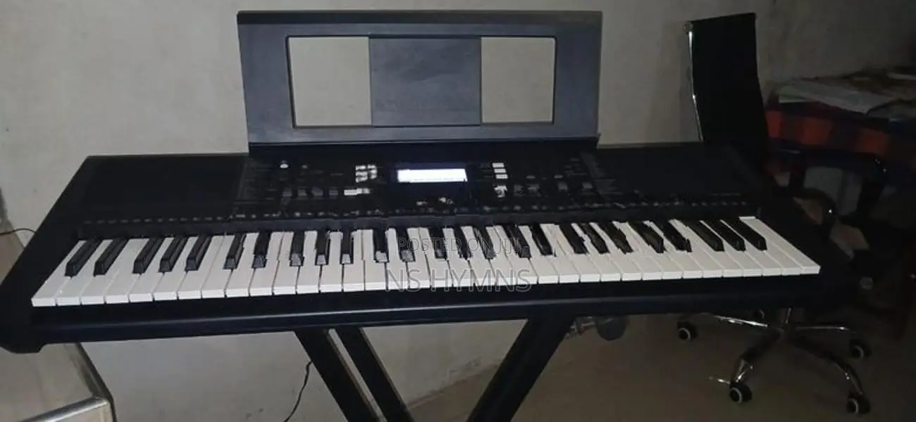 Yamaha PSR E -373