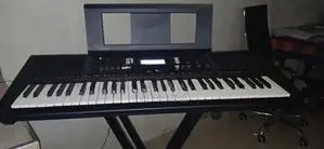 Yamaha PSR E -373