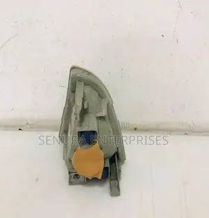 Toyota Aqua Nhp10 Signal Lamp Rh