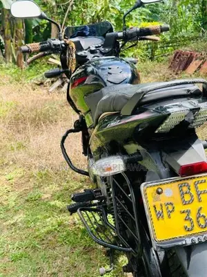 Bajaj Pulsar 150 2017