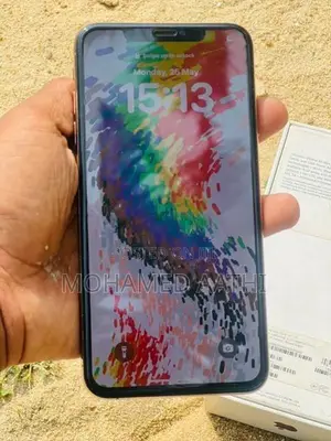 Apple iPhone XS Max (Used)