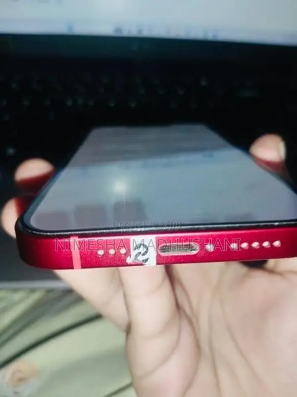 Apple iPhone 13 (Used)