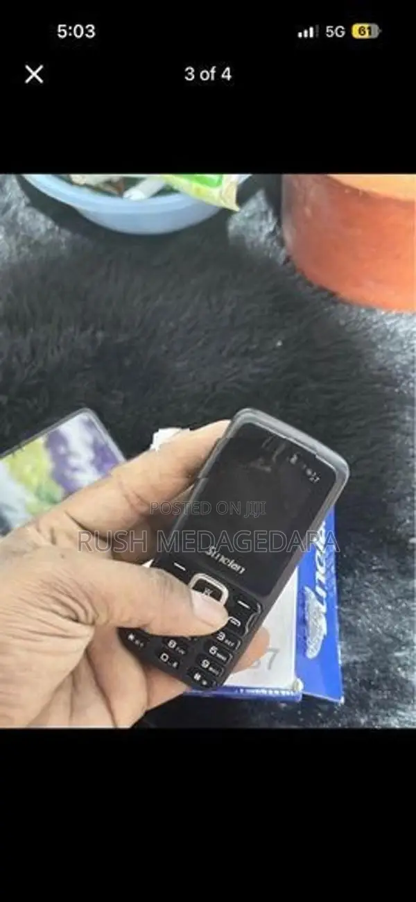 Sunelan Button Phone (Brand New)