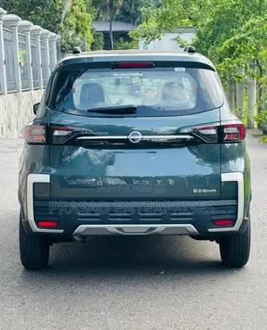 Nissan Tekna GRAVITE 2026