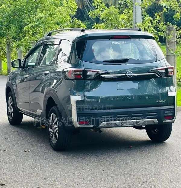 Nissan Tekna GRAVITE 2026