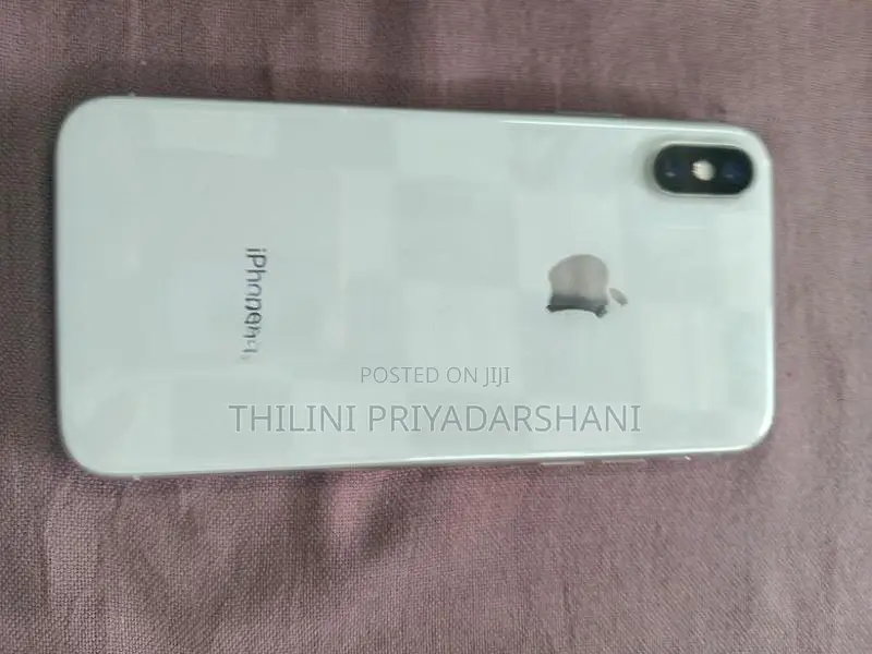 Apple iPhone X (Used)