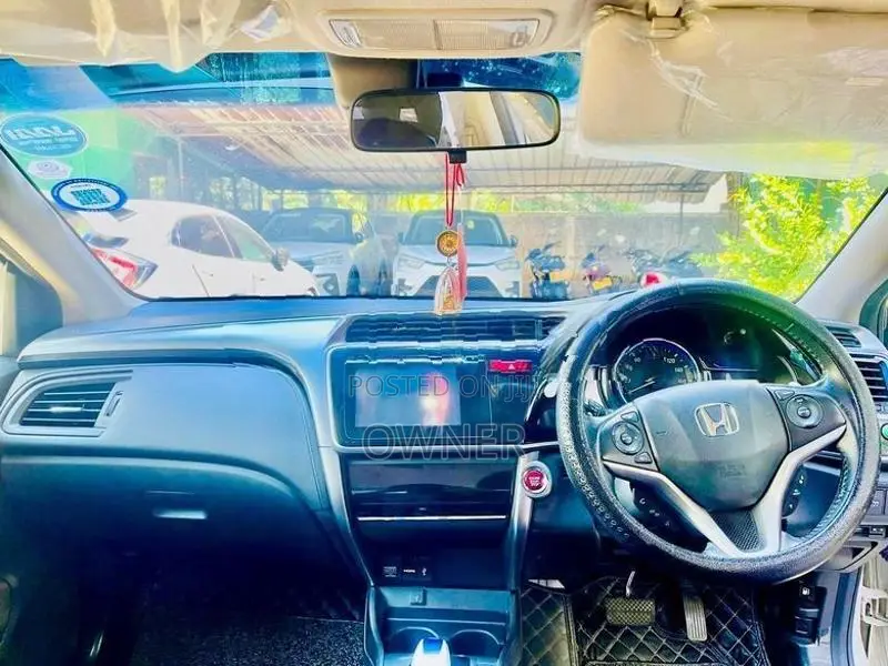 Honda Grace Ex Package 2016