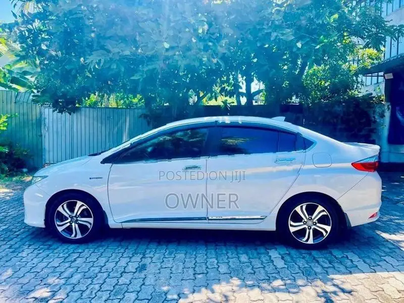 Honda Grace Ex Package 2016