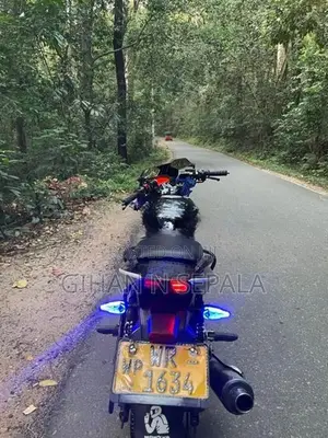 Bajaj Pulsar 180 2011