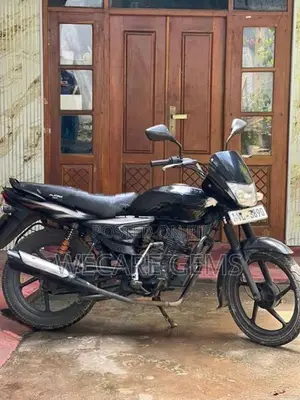 Bajaj Platina 125 2012