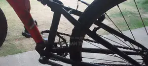 සොක⁣ට් සහිත මවුන්ටන්