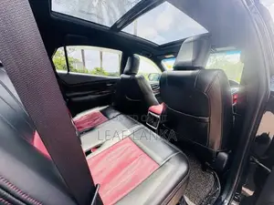 Toyota Harrier 2016