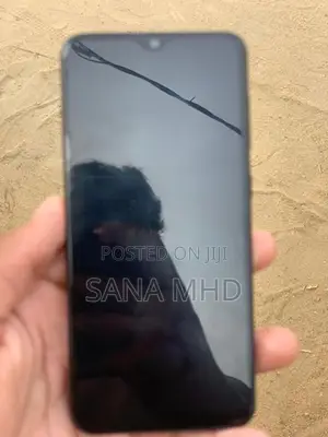 Samsung Galaxy A30 (Used)