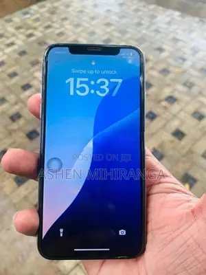 Apple iPhone XS (Used)