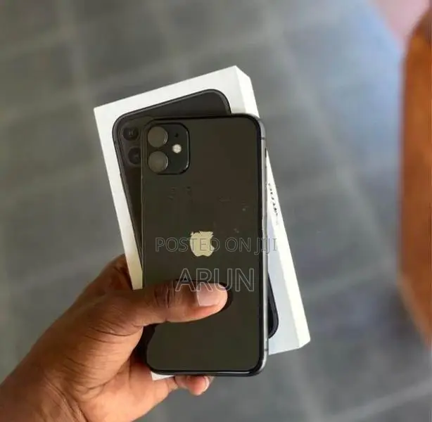 Apple iPhone 11 128GB (Used)