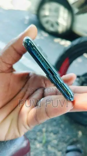 Apple iPhone 11 Pro Midnight Green (Used)