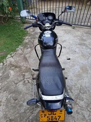 Bajaj Pulsar 180 2004