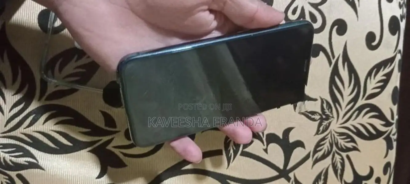 Apple iPhone X (Used)