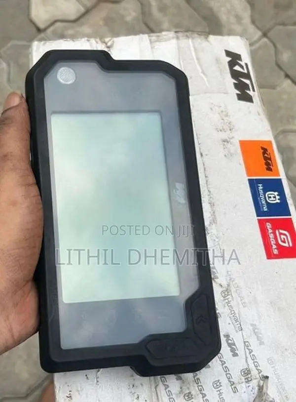 KTM Duke 390 TFT Meter