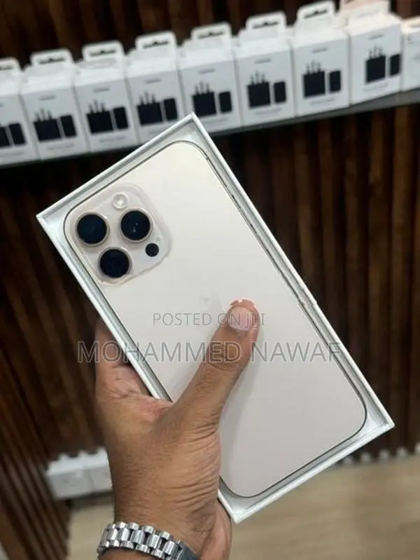 Apple iPhone 16 Pro Max (Used)