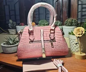Hand bag