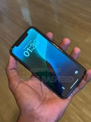 Apple iPhone XR (Used)