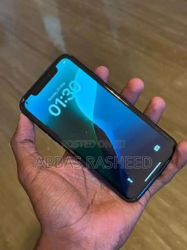 Apple iPhone XR (Used)