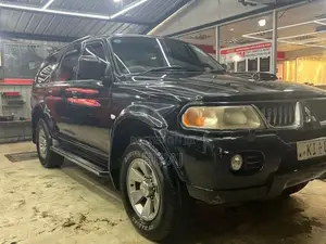 Mitsubishi Montero SPORT GLS 2.5 2008