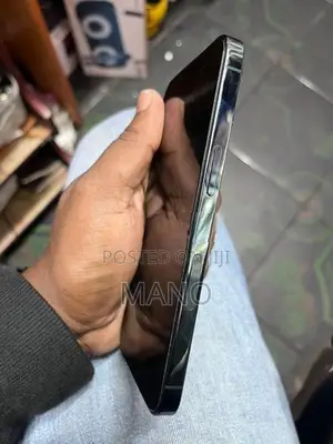 Apple iPhone 13 Pro (Used)