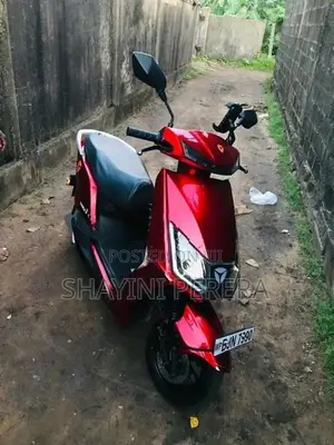 Yadea T5 2024