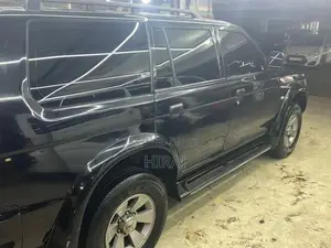 Mitsubishi Montero SPORT GLS 2.5 2008
