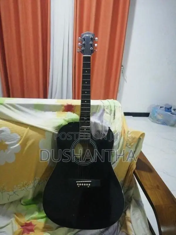 Box Guitar